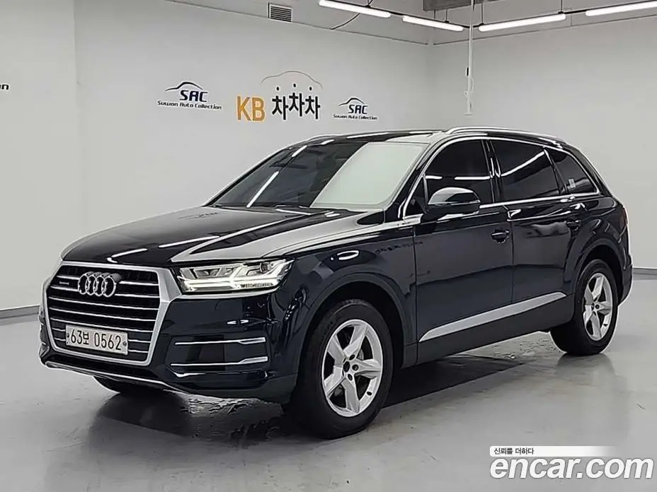 Audi Q7 2016 3.0 автомат (гидро), фото 1 Audi Q7 2016 3.0 автомат (гидро), фото 1