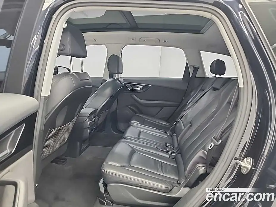 Audi Q7 2016 3.0 автомат (гидро), фото 12 Audi Q7 2016 3.0 автомат (гидро), фото 12