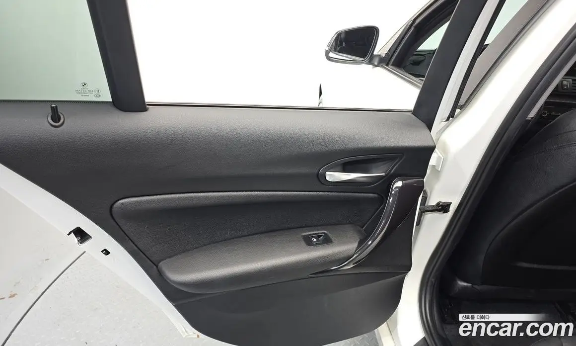 BMW 1 серия 2015 2.0 автомат (гидро), фото 14 BMW 1 серия 2015 2.0 автомат (гидро), фото 14