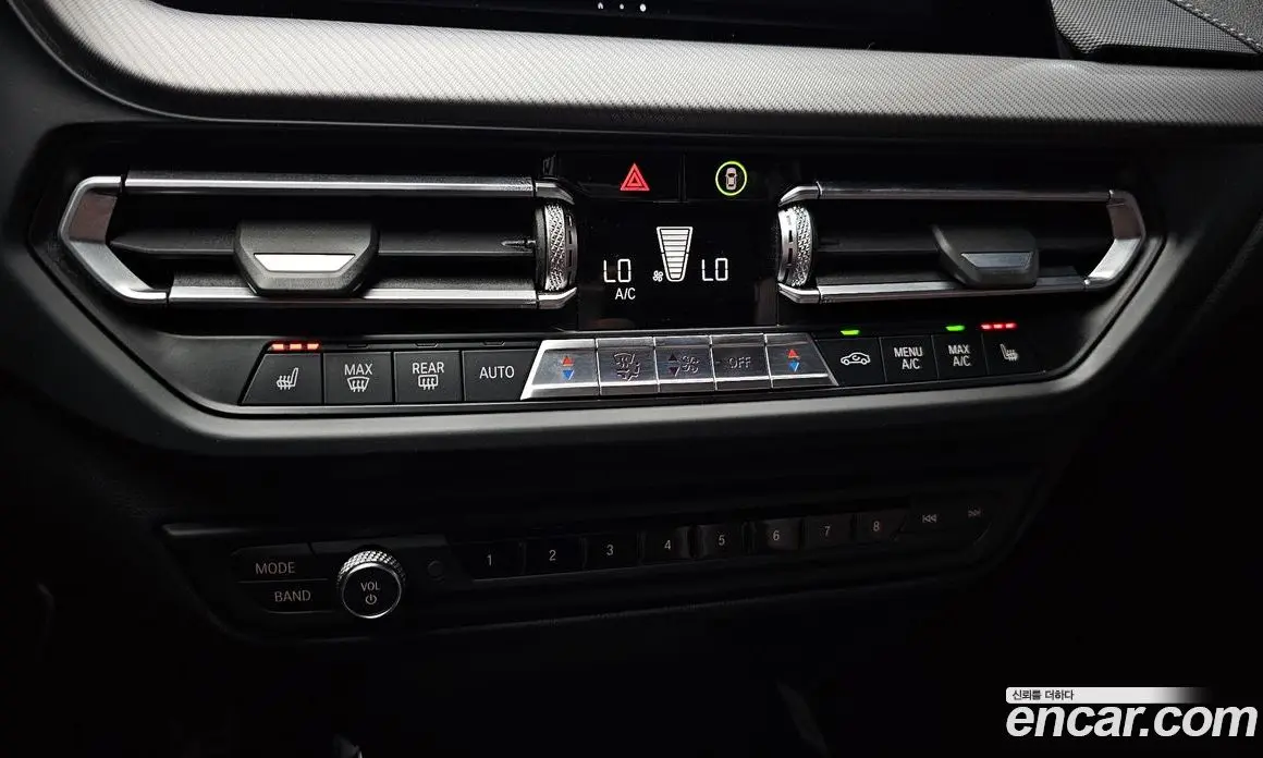 BMW 1 серия 2020 2.0 автомат (гидро), фото 17