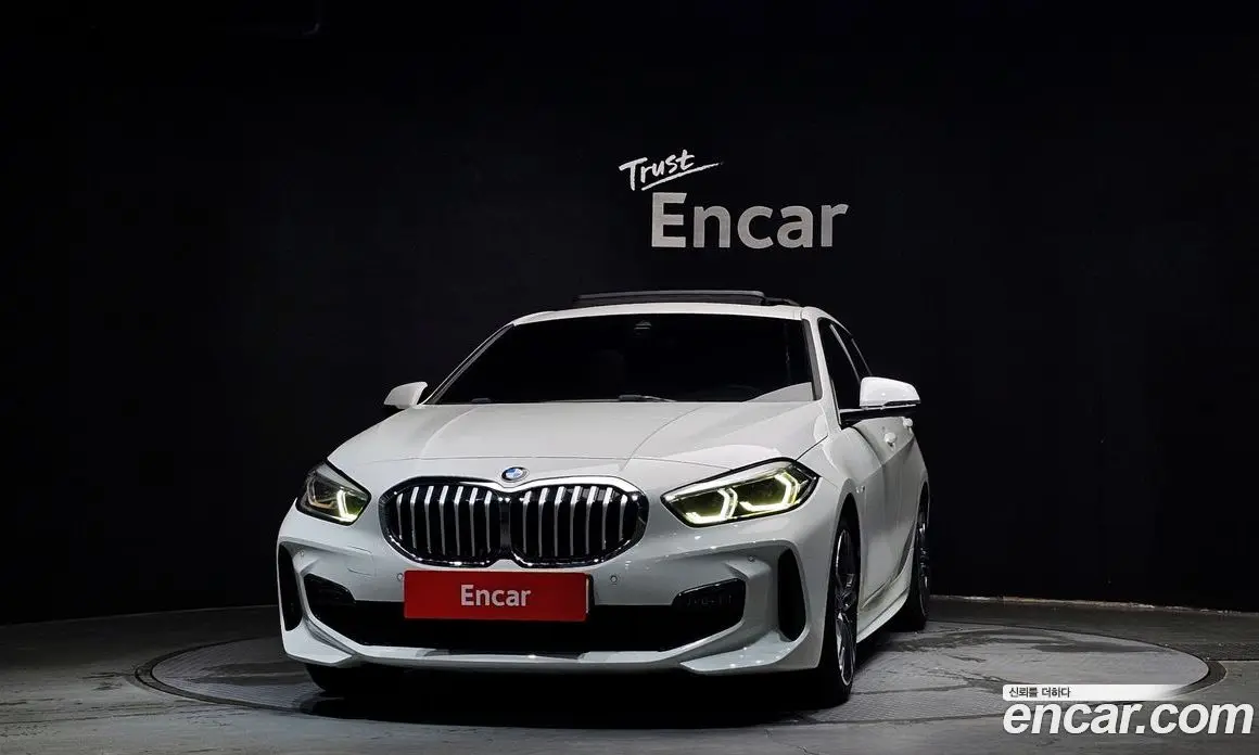 BMW 1 серия 2020 2.0 автомат (гидро), фото 3