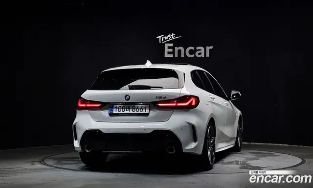 BMW 1 серия 2020 2.0 автомат (гидро), миниатюра 4