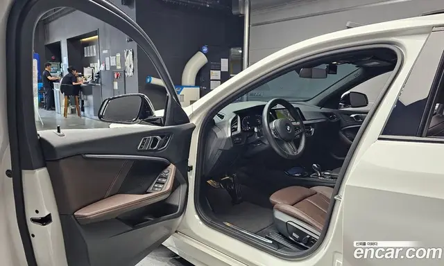 BMW 1 серия 2020 2.0 автомат (гидро), миниатюра 10