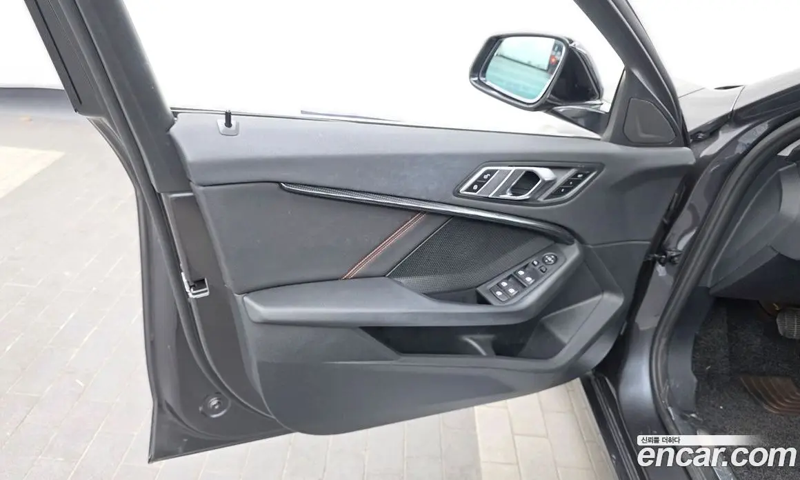 BMW 1 серия 2020 2.0 автомат (гидро), фото 14 BMW 1 серия 2020 2.0 автомат (гидро), фото 14