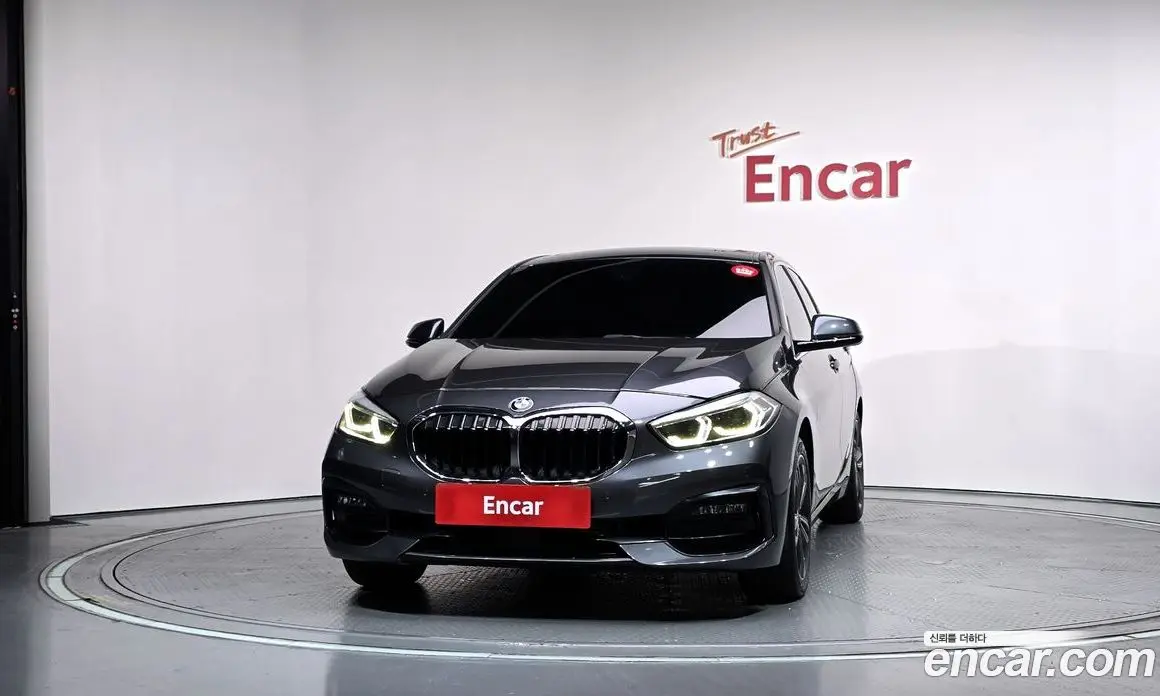 BMW 1 серия 2020 2.0 автомат (гидро), фото 3 BMW 1 серия 2020 2.0 автомат (гидро), фото 3