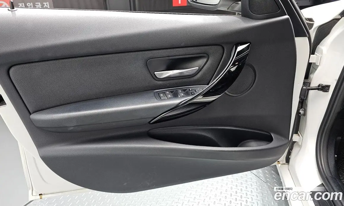 BMW 3 серия 2018 2.0 автомат (гидро), фото 14 BMW 3 серия 2018 2.0 автомат (гидро), фото 14