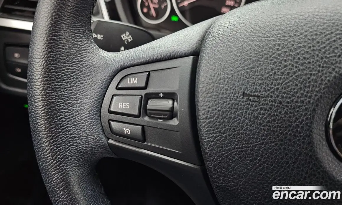 BMW 3 серия 2018 2.0 автомат (гидро), фото 26 BMW 3 серия 2018 2.0 автомат (гидро), фото 26