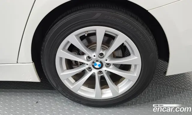 BMW 3 серия 2018 2.0 автомат (гидро), миниатюра 7 BMW 3 серия 2018 2.0 автомат (гидро), миниатюра 7