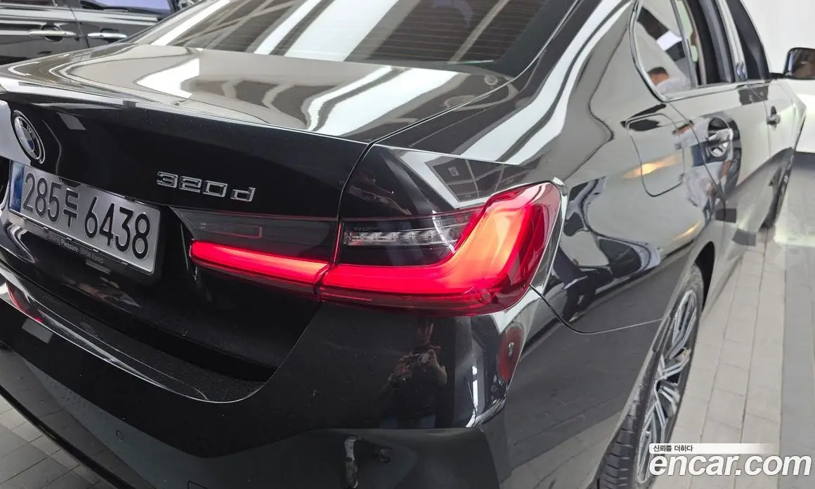 BMW 3 серия 2025 2.0 автомат (гидро), фото 9 BMW 3 серия 2025 2.0 автомат (гидро), фото 9