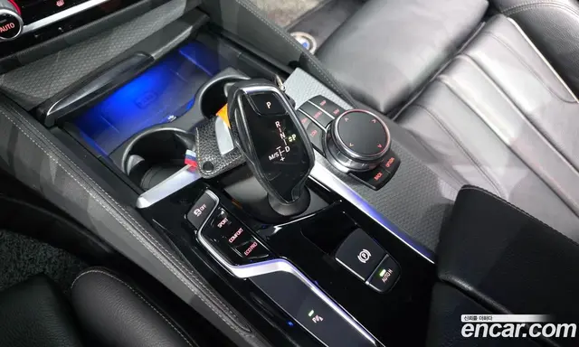 BMW 5 серия 2018 2.0 автомат (гидро), миниатюра 12