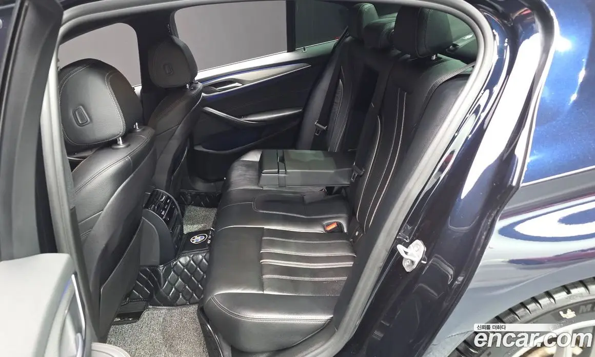 BMW 5 серия 2018 2.0 автомат (гидро), фото 18