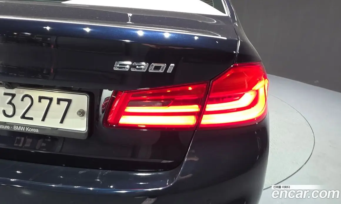 BMW 5 серия 2018 2.0 автомат (гидро), фото 9