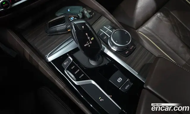 BMW 5 серия 2019 2.0 автомат (гидро), миниатюра 12