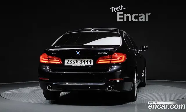 BMW 5 серия 2019 2.0 автомат (гидро), миниатюра 4 BMW 5 серия 2019 2.0 автомат (гидро), миниатюра 4