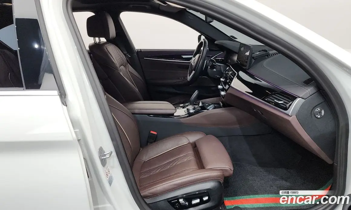 BMW 5 серия 2023 2.0 автомат (гидро), фото 16 BMW 5 серия 2023 2.0 автомат (гидро), фото 16