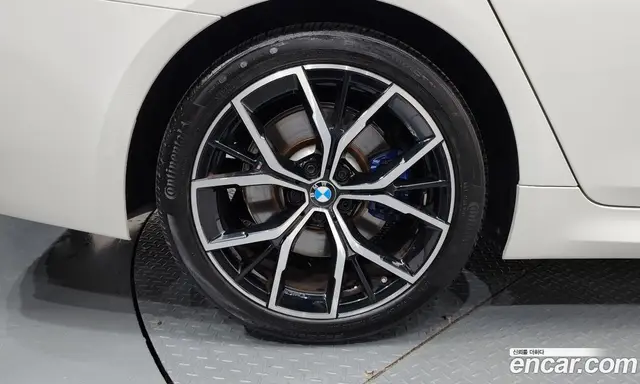 BMW 5 серия 2023 2.0 автомат (гидро), миниатюра 5 BMW 5 серия 2023 2.0 автомат (гидро), миниатюра 5
