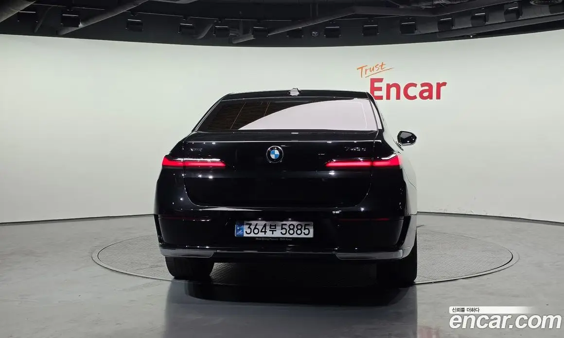 BMW 7 серия 2023 3.0 автомат (гидро), фото 4