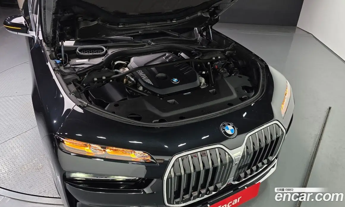 BMW 7 серия 2023 3.0 автомат (гидро), фото 6