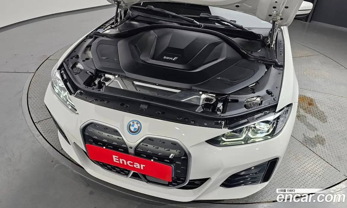 BMW i4 2022 0.2 автомат (гидро), фото 6 BMW i4 2022 0.2 автомат (гидро), фото 6