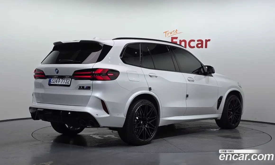 BMW X5M 2025 4.4 автомат (гидро), фото 2 BMW X5M 2025 4.4 автомат (гидро), фото 2