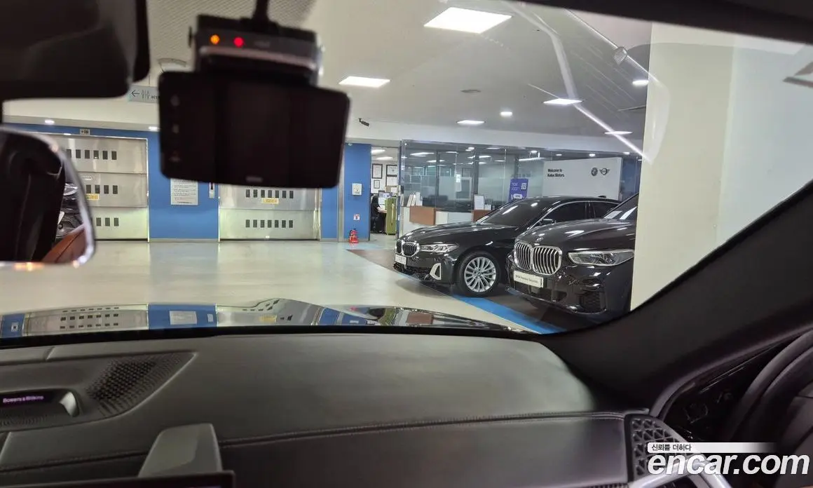BMW X6 2024 4.4 автомат (гидро), фото 20 BMW X6 2024 4.4 автомат (гидро), фото 20