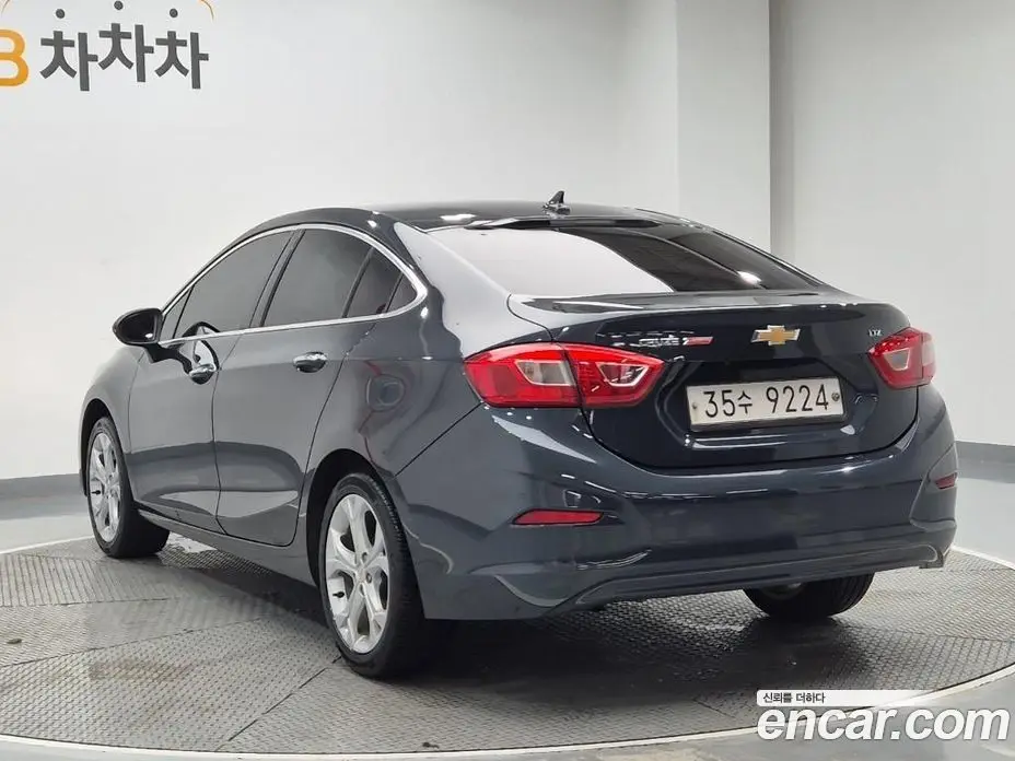 Chevrolet Cruze 2017 1.4 автомат (гидро), фото 4 Chevrolet Cruze 2017 1.4 автомат (гидро), фото 4