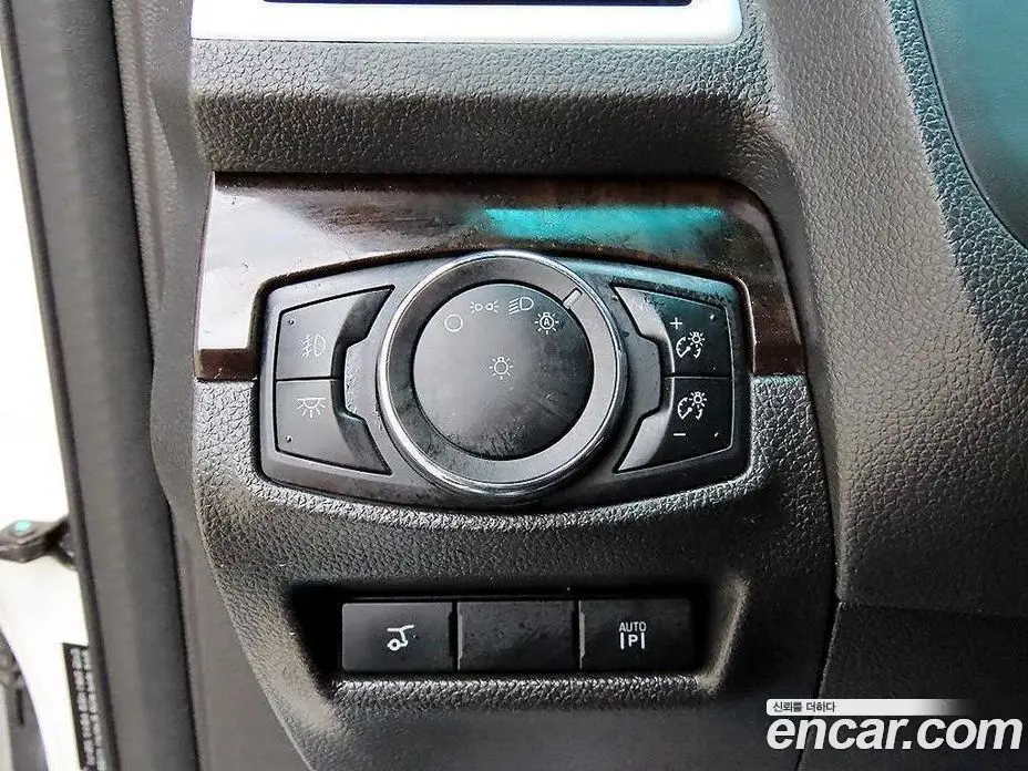 Ford Explorer 2014 3.5 автомат (гидро), фото 13 Ford Explorer 2014 3.5 автомат (гидро), фото 13