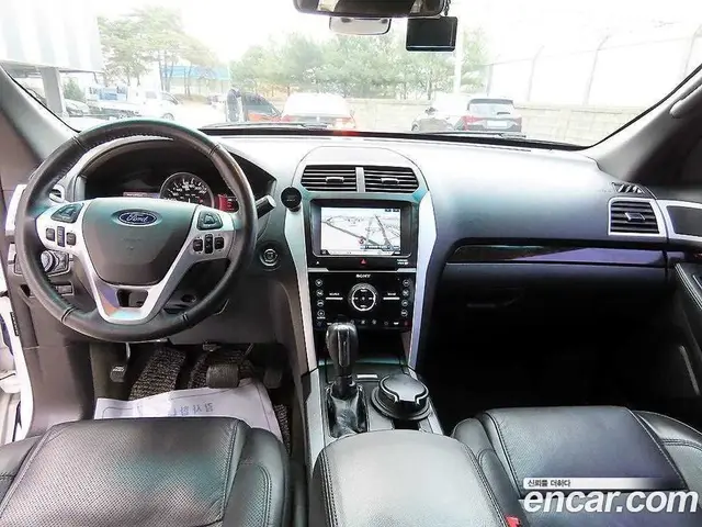 Ford Explorer 2014 3.5 автомат (гидро), миниатюра 8 Ford Explorer 2014 3.5 автомат (гидро), миниатюра 8