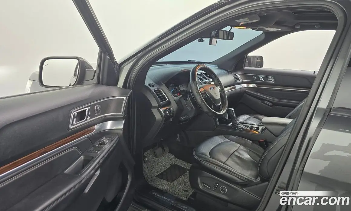 Ford Explorer 2017 2.3 автомат (гидро), фото 10 Ford Explorer 2017 2.3 автомат (гидро), фото 10