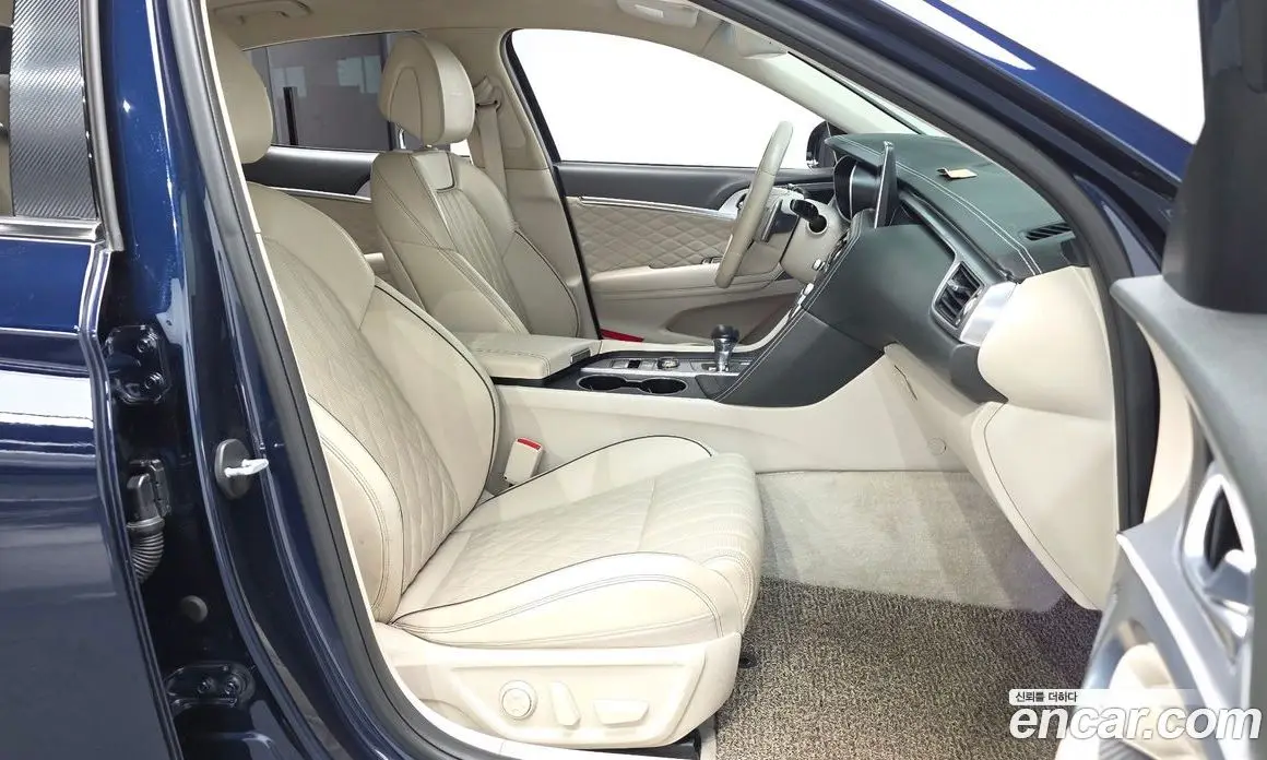 Genesis G70 2018 3.3 автомат (гидро), фото 16 Genesis G70 2018 3.3 автомат (гидро), фото 16