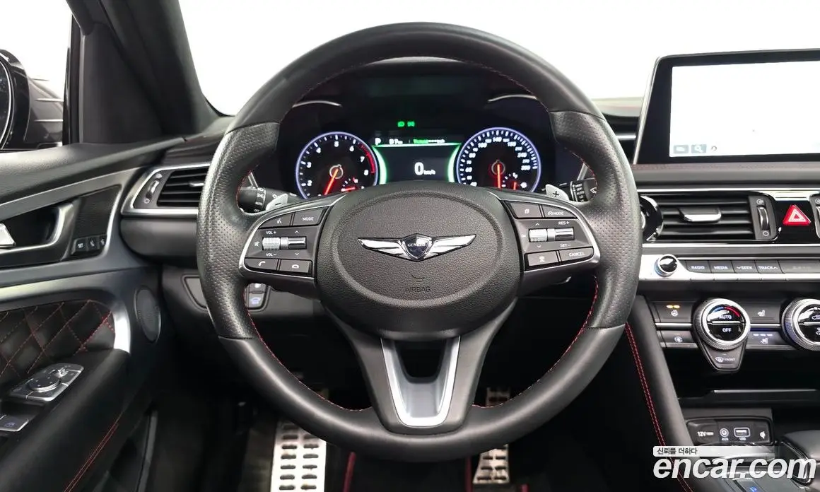 Genesis G70 2019 2.0 автомат (гидро), фото 13 Genesis G70 2019 2.0 автомат (гидро), фото 13