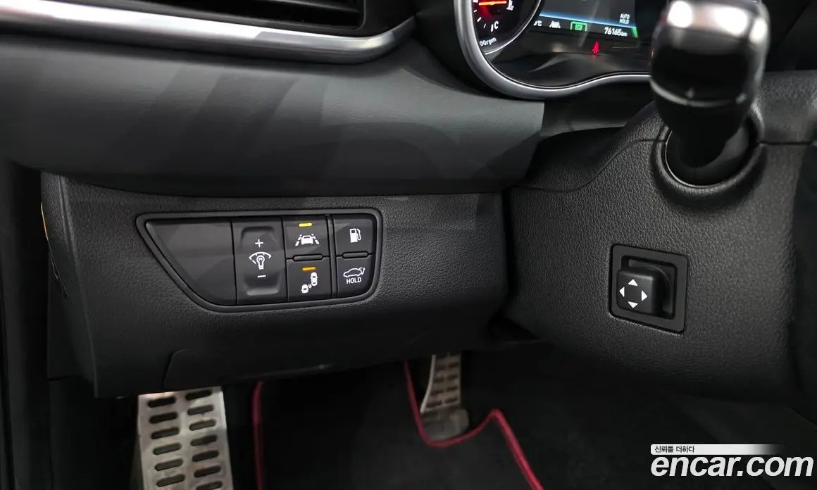 Genesis G70 2019 2.0 автомат (гидро), фото 17 Genesis G70 2019 2.0 автомат (гидро), фото 17