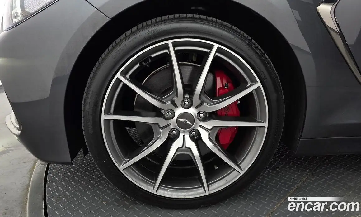 Genesis G70 2019 2.0 автомат (гидро), фото 5 Genesis G70 2019 2.0 автомат (гидро), фото 5