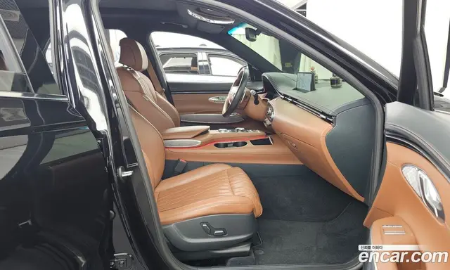 Genesis GV70 2022 2.5 автомат (гидро), миниатюра 11 Genesis GV70 2022 2.5 автомат (гидро), миниатюра 11