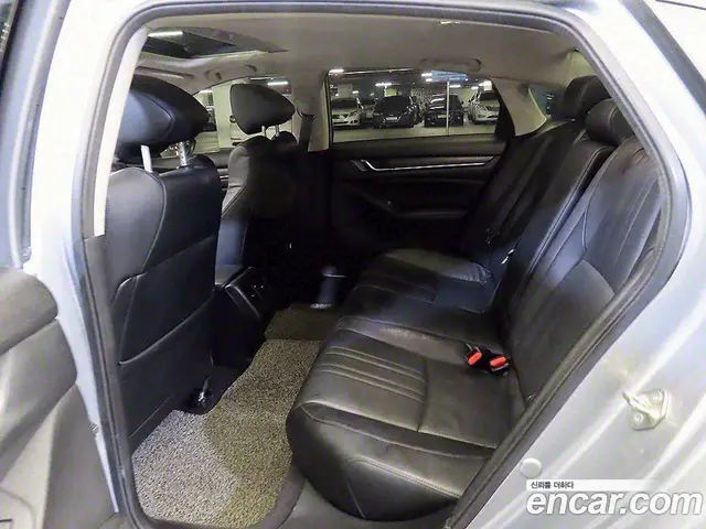 Honda Accord 2018 2.0 автомат (вариатор), миниатюра 7 Honda Accord 2018 2.0 автомат (вариатор), миниатюра 7