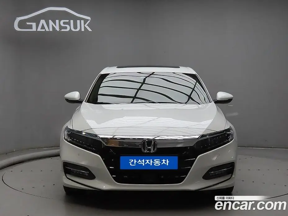 Honda Accord 2019 2.0 автомат (гидро), фото 1 Honda Accord 2019 2.0 автомат (гидро), фото 1