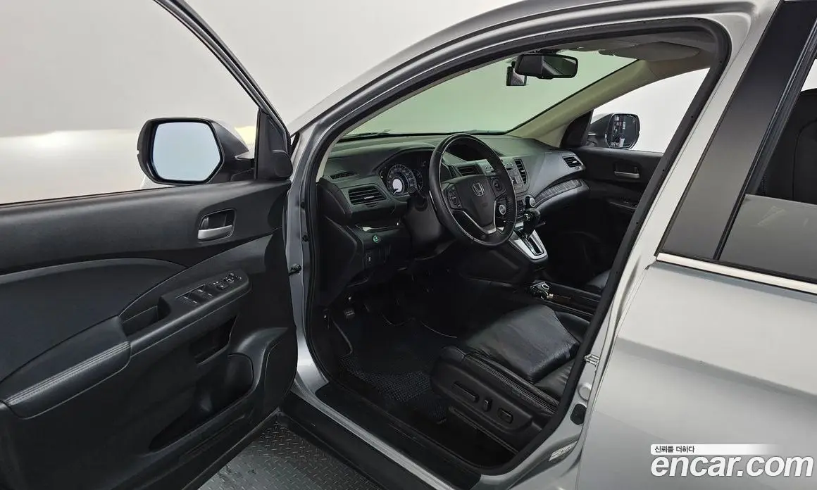 Honda CR-V 2012 2.4 автомат (гидро), фото 10 Honda CR-V 2012 2.4 автомат (гидро), фото 10
