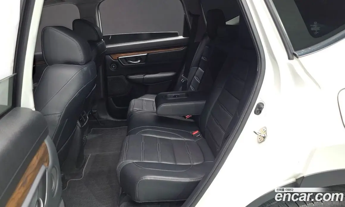 Honda CR-V 2017 1.5 автомат (гидро), фото 16 Honda CR-V 2017 1.5 автомат (гидро), фото 16