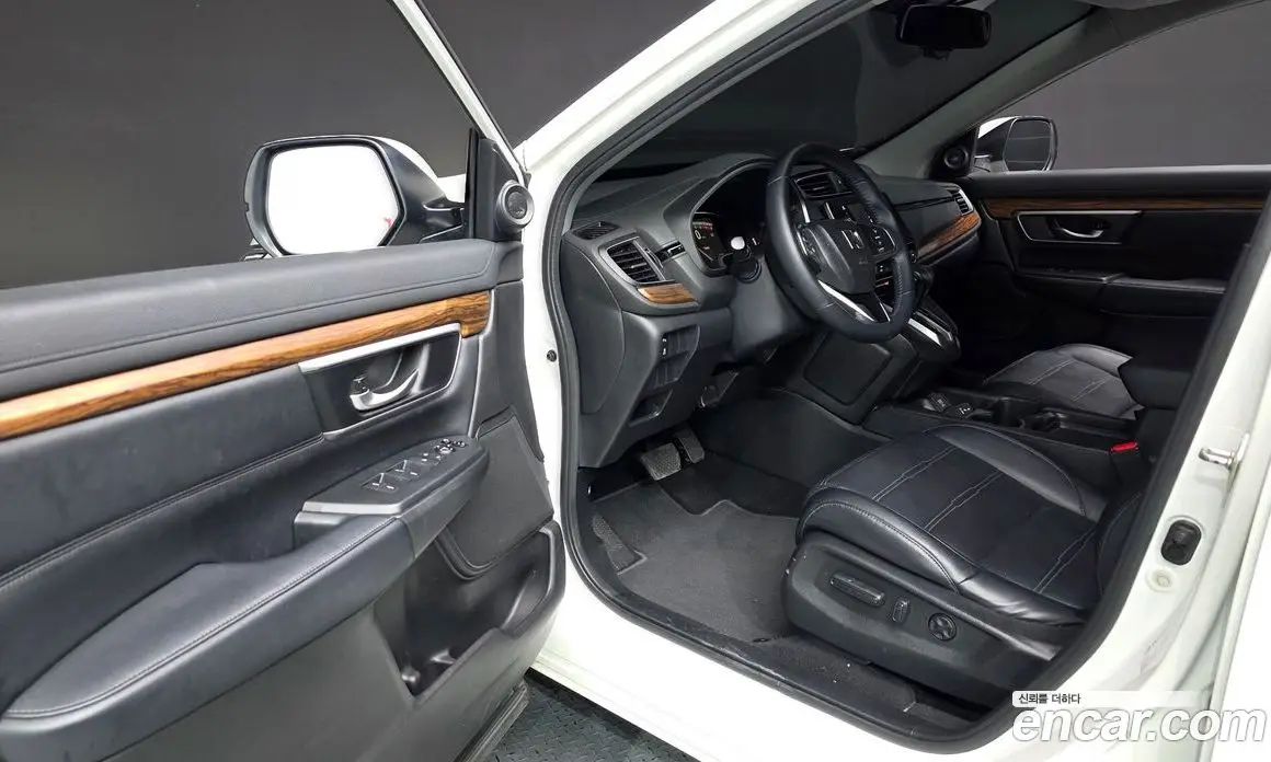 Honda CR-V 2017 1.5 автомат (гидро), фото 17 Honda CR-V 2017 1.5 автомат (гидро), фото 17