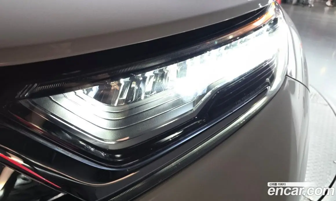 Honda CR-V 2017 1.5 автомат (гидро), фото 8 Honda CR-V 2017 1.5 автомат (гидро), фото 8