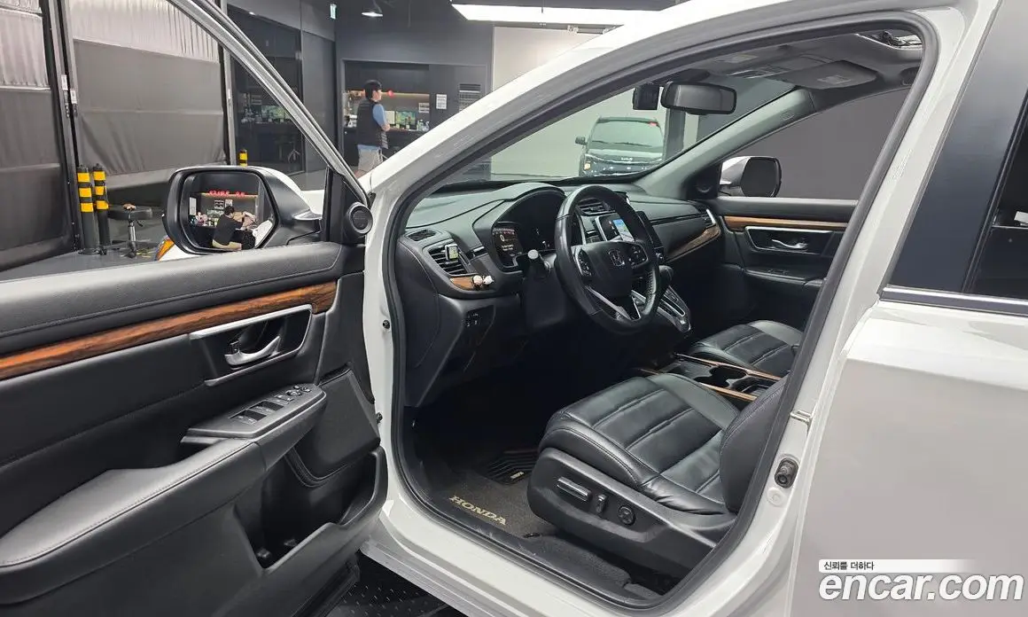 Honda CR-V 2020 1.5 автомат (гидро), фото 10 Honda CR-V 2020 1.5 автомат (гидро), фото 10
