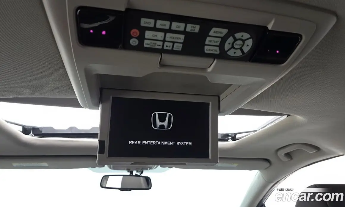 Honda Odyssey 2016 3.5 автомат (гидро), фото 19 Honda Odyssey 2016 3.5 автомат (гидро), фото 19
