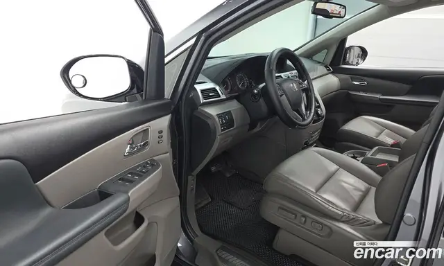 Honda Odyssey 2016 3.5 автомат (гидро), миниатюра 10 Honda Odyssey 2016 3.5 автомат (гидро), миниатюра 10