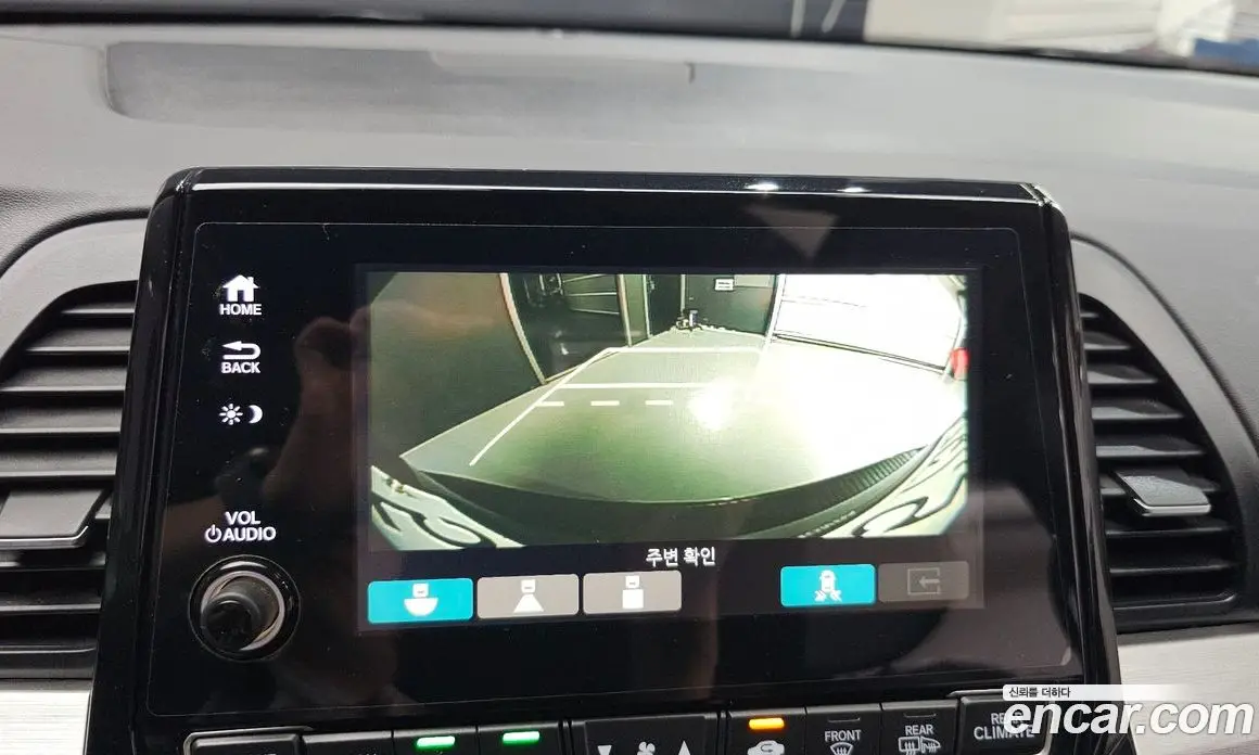 Honda Odyssey 2017 3.5 автомат (гидро), фото 14 Honda Odyssey 2017 3.5 автомат (гидро), фото 14