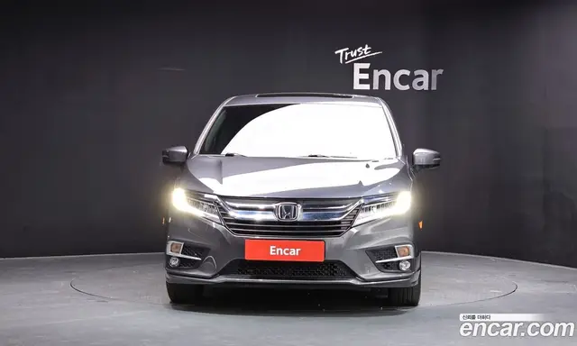 Honda Odyssey 2017 3.5 автомат (гидро), миниатюра 3 Honda Odyssey 2017 3.5 автомат (гидро), миниатюра 3