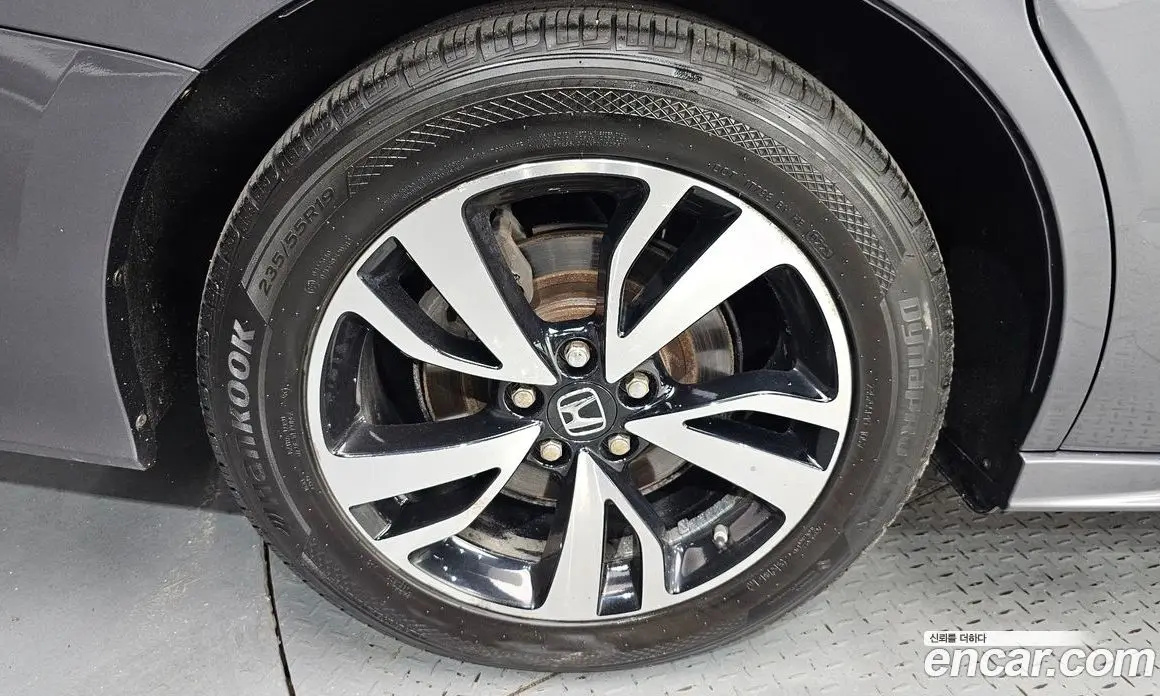 Honda Odyssey 2017 3.5 автомат (гидро), фото 5 Honda Odyssey 2017 3.5 автомат (гидро), фото 5