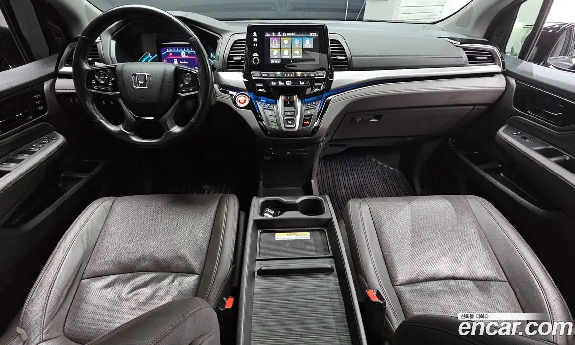 Honda Odyssey 2017 3.5 автомат (гидро), фото 7 Honda Odyssey 2017 3.5 автомат (гидро), фото 7