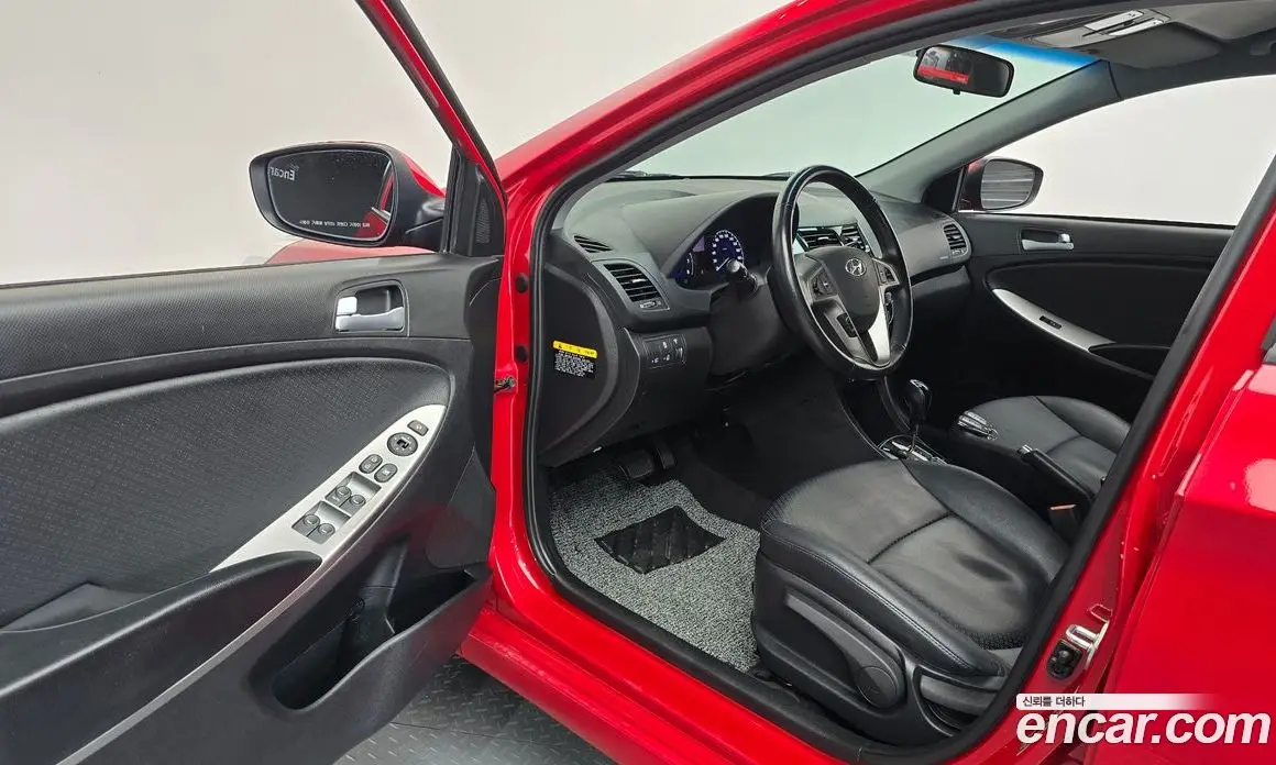 Hyundai Accent 2015 1.6 автомат (гидро), фото 13 Hyundai Accent 2015 1.6 автомат (гидро), фото 13