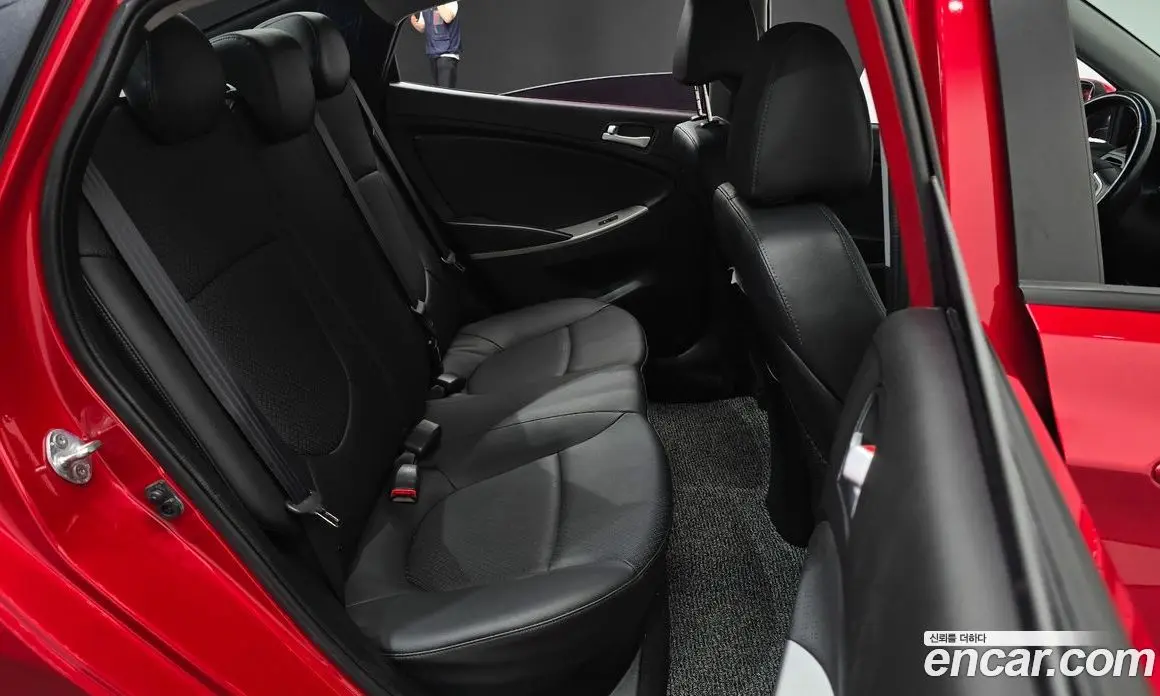 Hyundai Accent 2015 1.6 автомат (гидро), фото 17 Hyundai Accent 2015 1.6 автомат (гидро), фото 17
