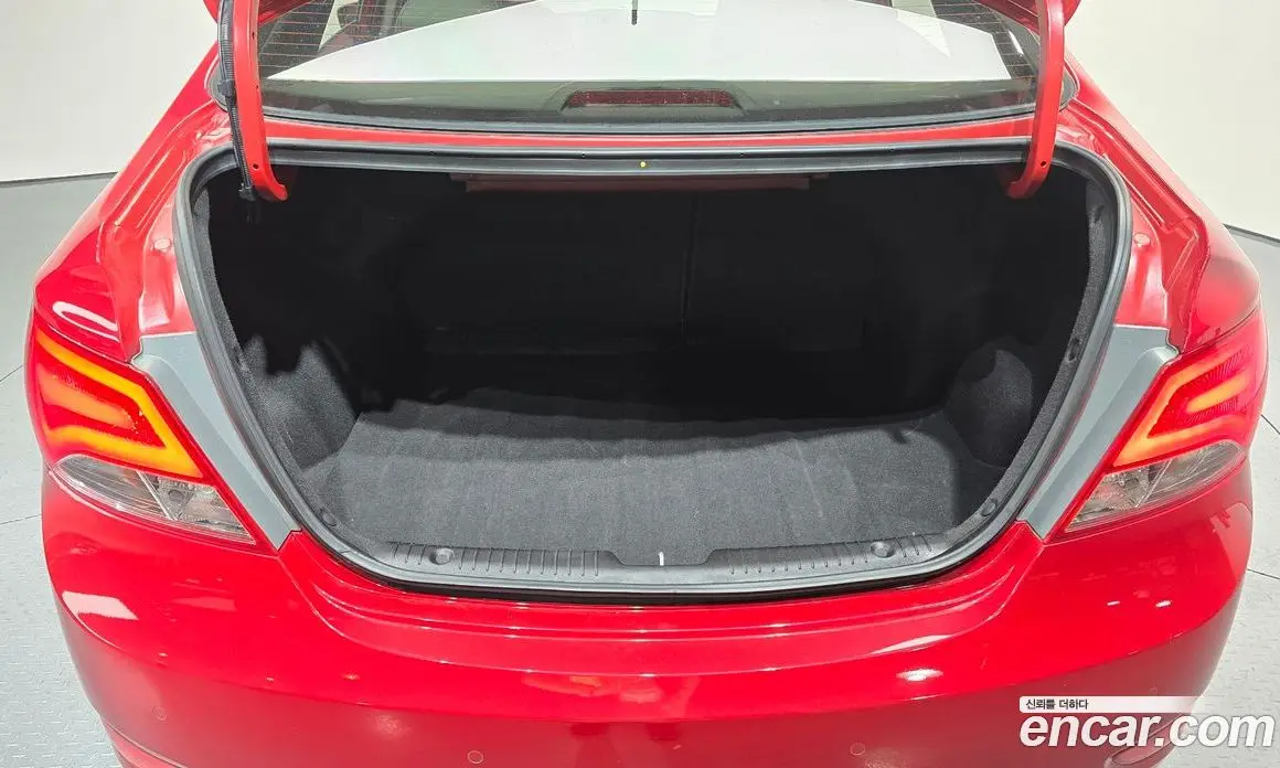 Hyundai Accent 2015 1.6 автомат (гидро), фото 32 Hyundai Accent 2015 1.6 автомат (гидро), фото 32